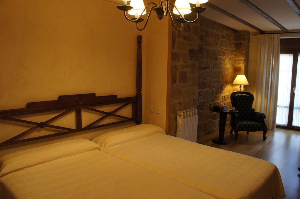 La Hosteria De Castroviejo ดูรวยโล เด ลาเซียร์รา ภายนอก รูปภาพ